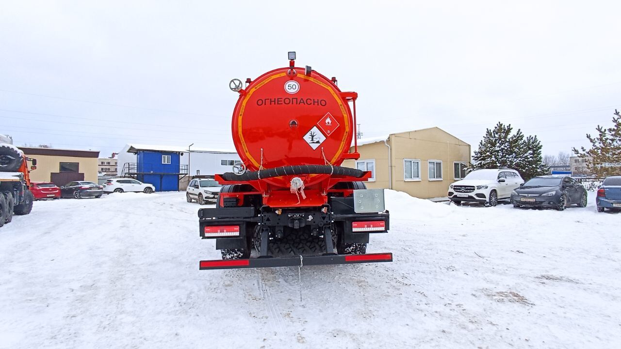 Автотопливозаправщик КАМАЗ-43118